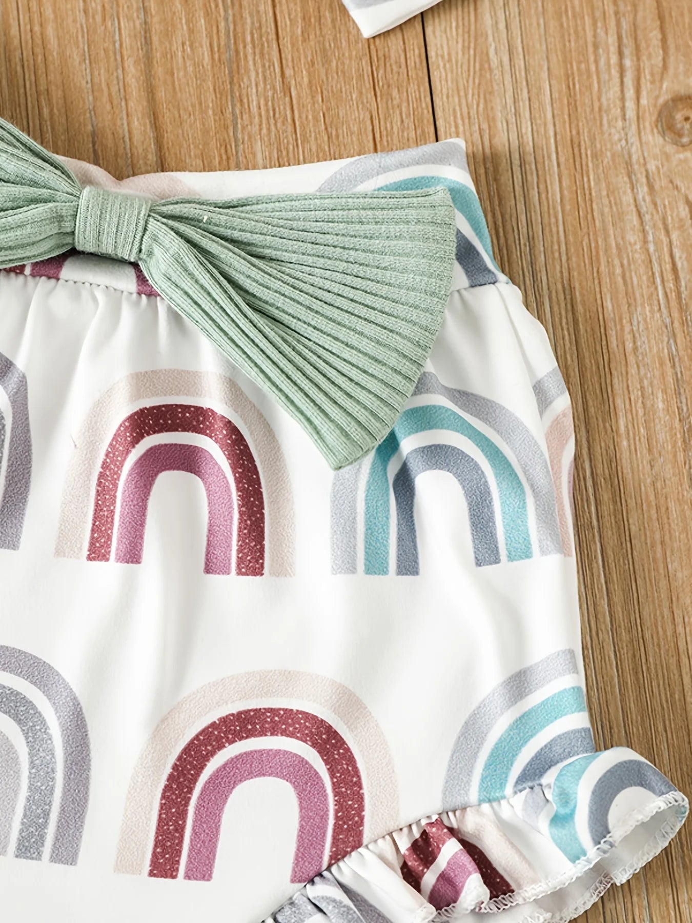 Ensemble Bébé Fille 3 Pièces – Body Sans Manches & Short Imprimé