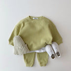 Tenue Bébé – Tracksuit Pull & Pantalon