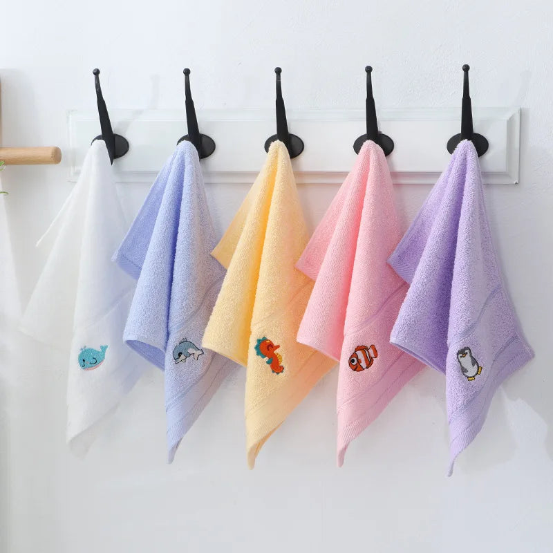 Serviette Bébé – Motifs Animaux & Fruits