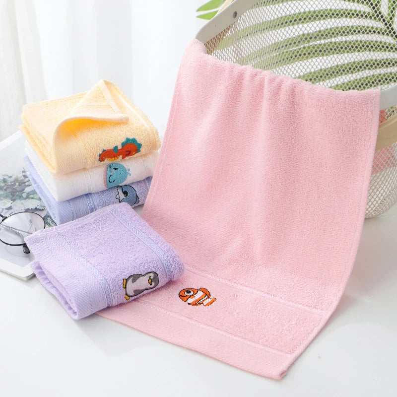 Serviette Bébé – Motifs Animaux & Fruits