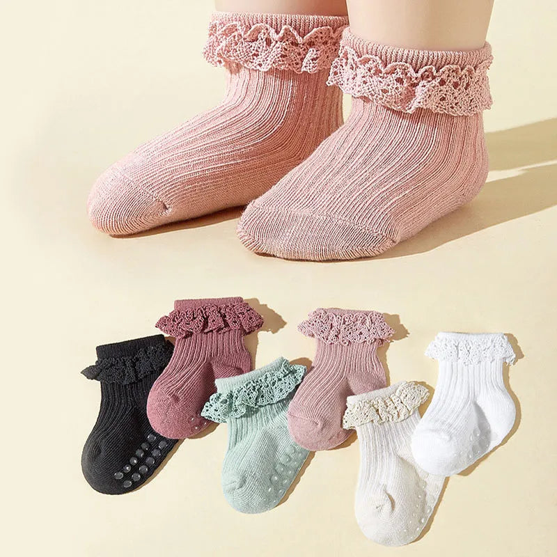 Lot 6 Chaussettes Bébé – Dentelle Mignonne