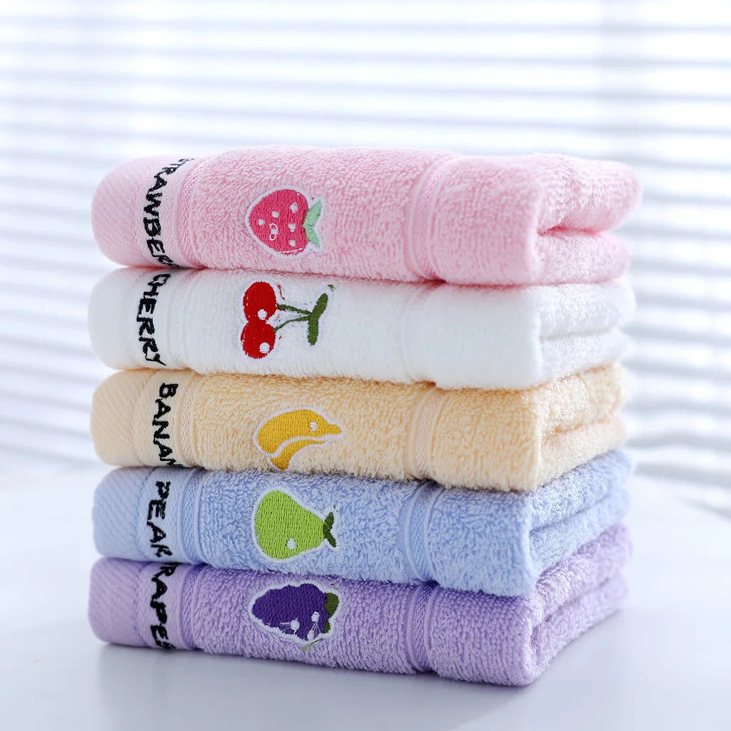 Serviette Enfant – Coton Doux Fruits