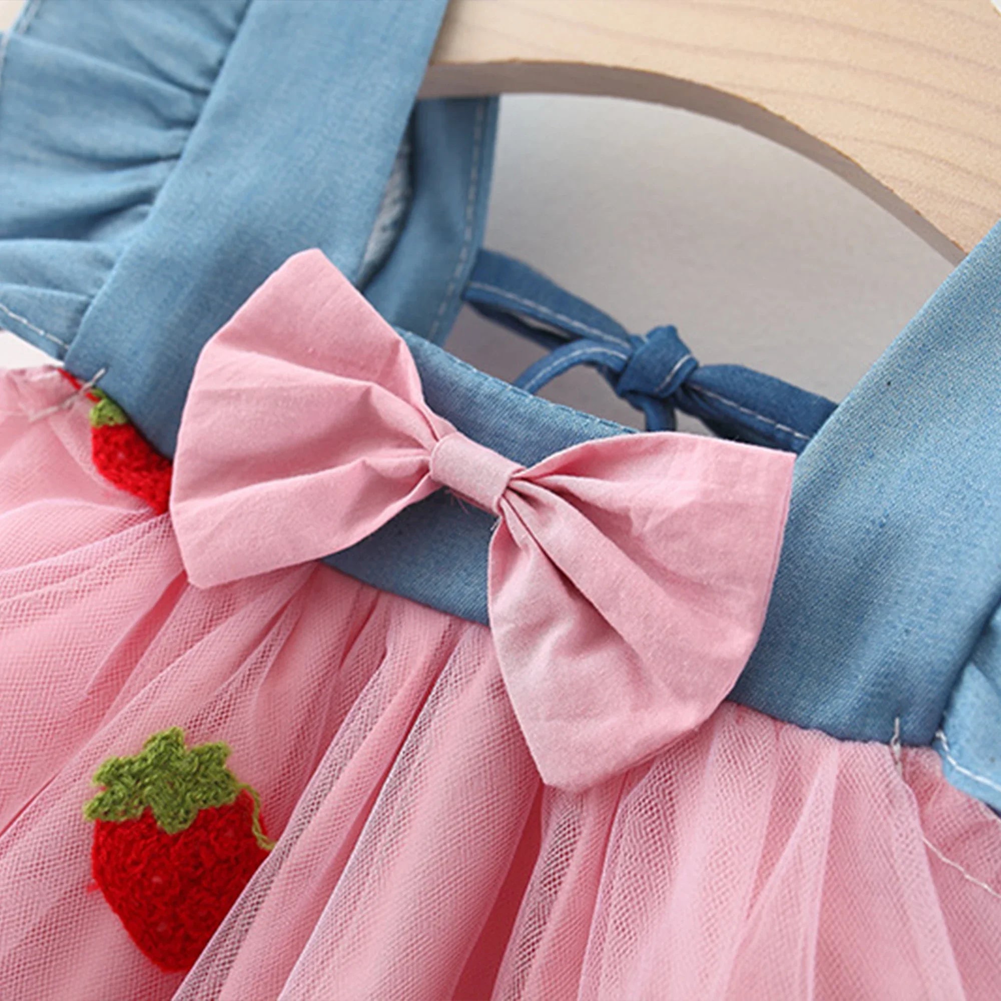 Robe Bébé Fille Cerises – Tenue Estivale Mignonne & Élégante