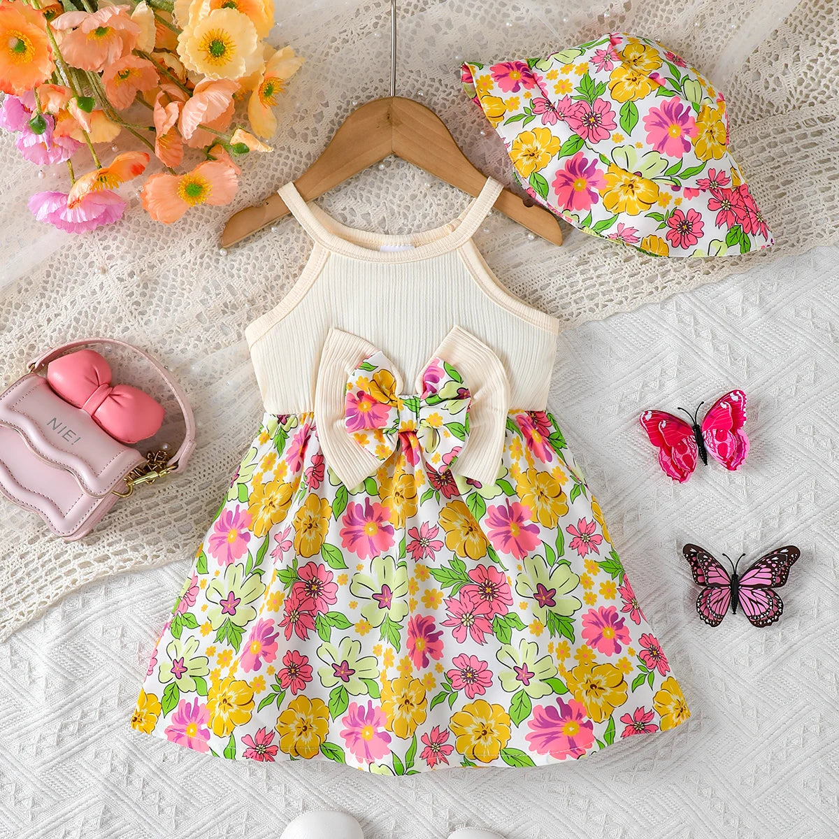 Ensemble Bébé Fille 2 Pièces – Robe à Nœud & Chapeau d'Été
