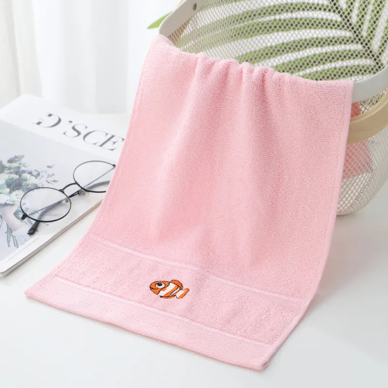 Serviette Bébé – Motifs Animaux & Fruits