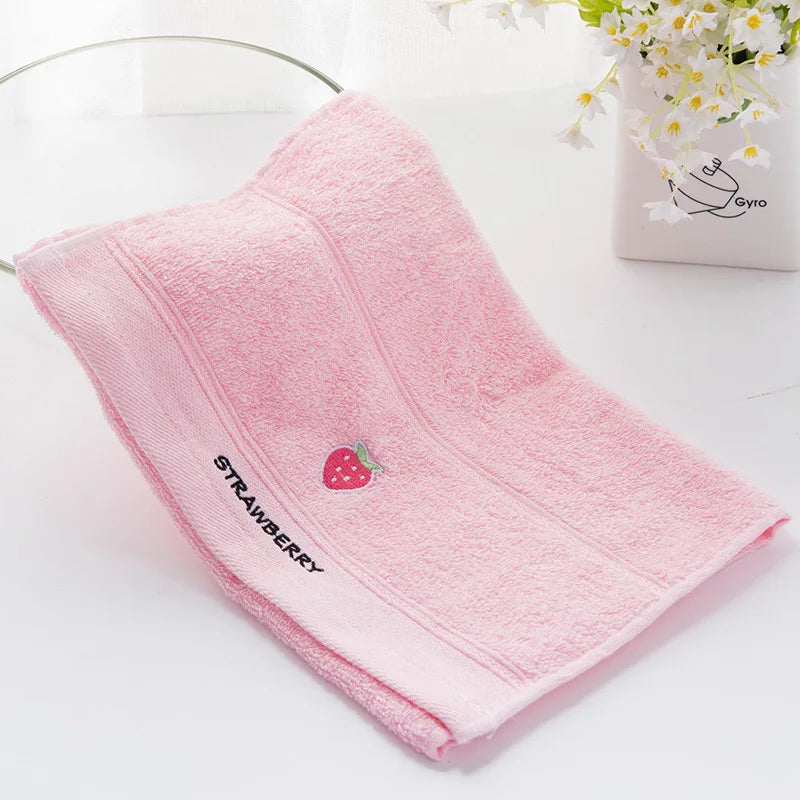 Serviette Enfant – Coton Doux Fruits
