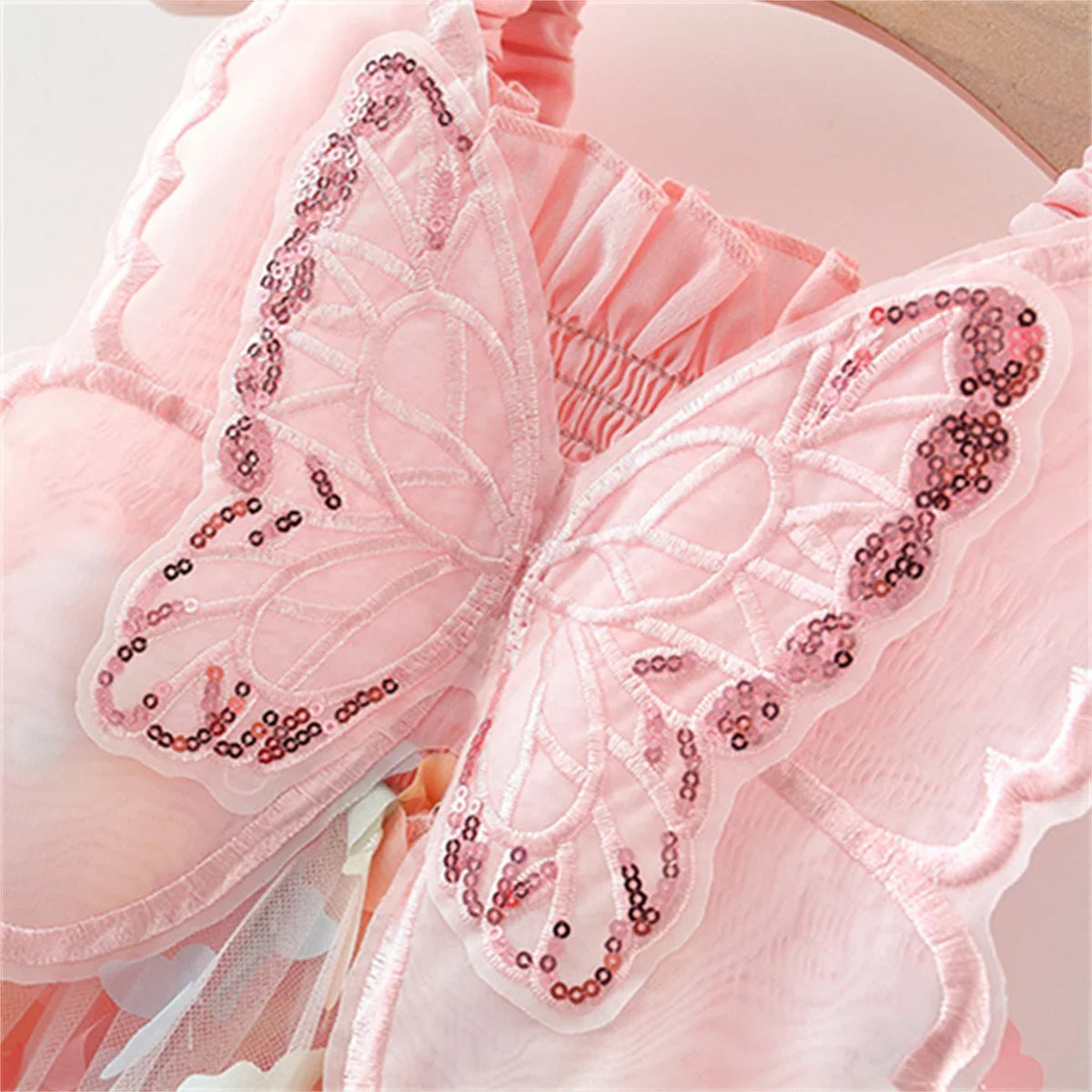 Robe Bébé Fille Princesse – Ailes de Papillon & Dos Nu Élégant