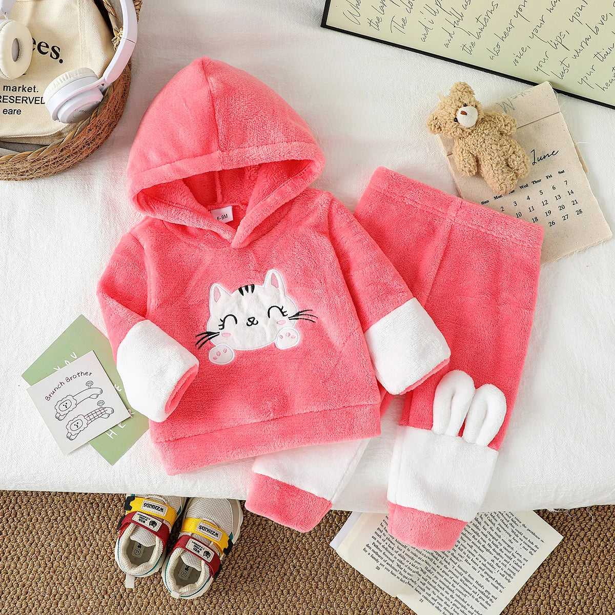 2025 New Style Baby Girls Autumn/Winter Pink Plush Hoodie Sweatshirt Cartoon Cat & Trousers For 1-3Y Casual Cute Set
