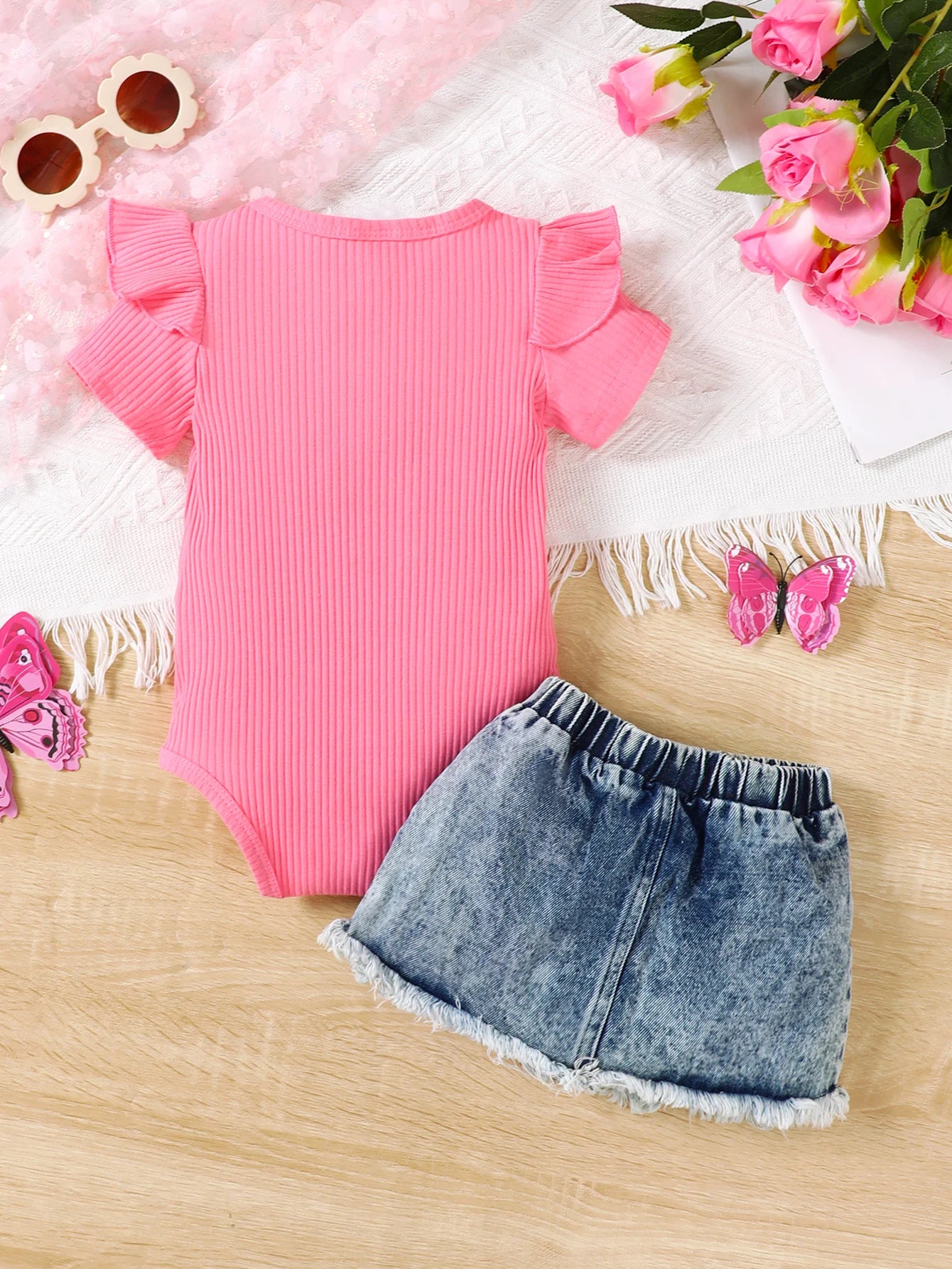 Ensemble Bébé Fille 2 Pièces – Body "Mom's Girl" & Jupe en Jean
