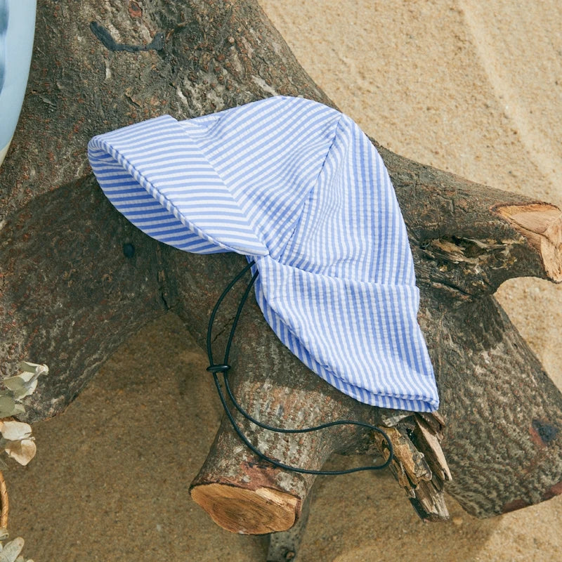 Maillot de Bain Bébé Anti-UV – Combinaison Rayée Manches Courtes & Chapeau