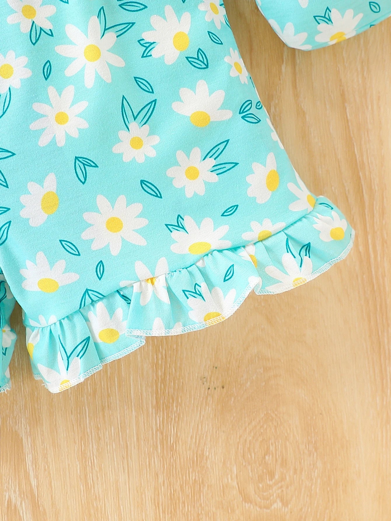 Barboteuse Bébé Fille Fleurie – Combinaison à Bretelles & Sac Assorti